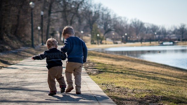 kids holding hands